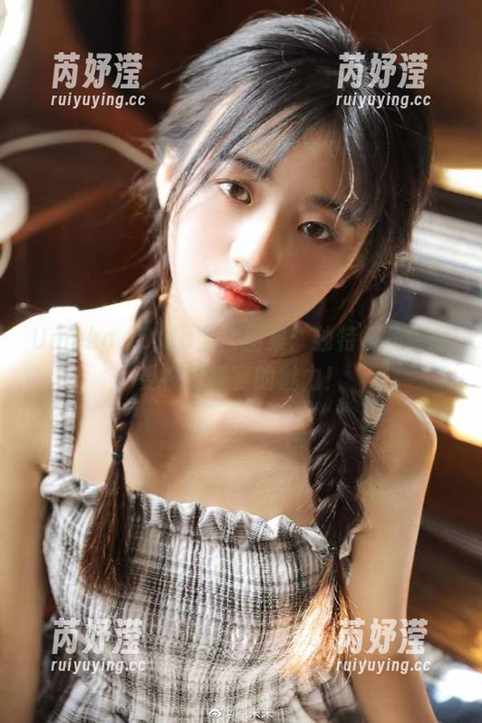 Umeko JD.Va全套图集：独特视角，感受视觉盛宴的魅力！